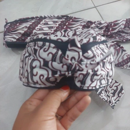 Udeng Lipat Batik Jawa Anak dan Dewasa - Putih Anak